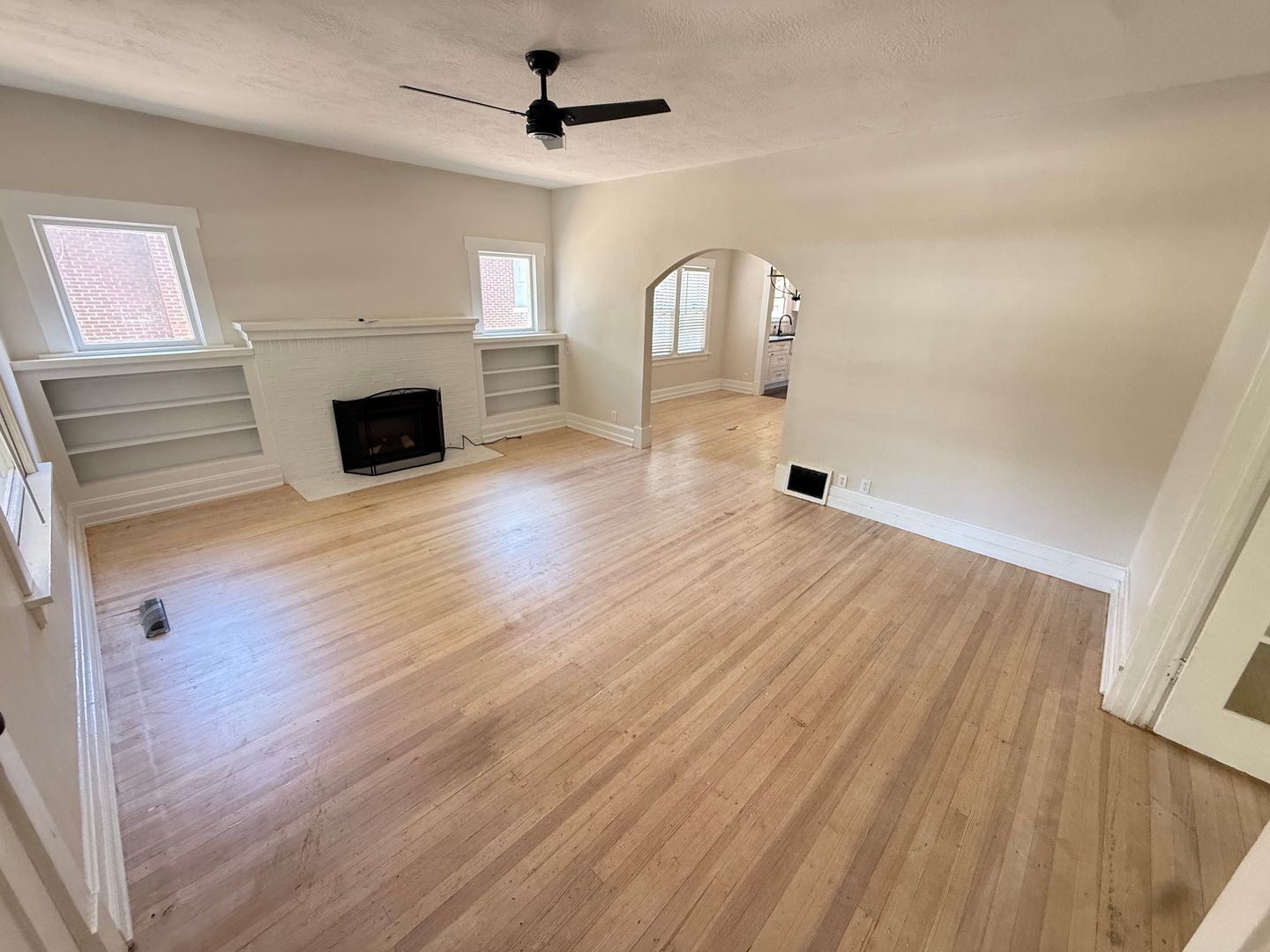 1038 S Fremont Ave 7 of 12