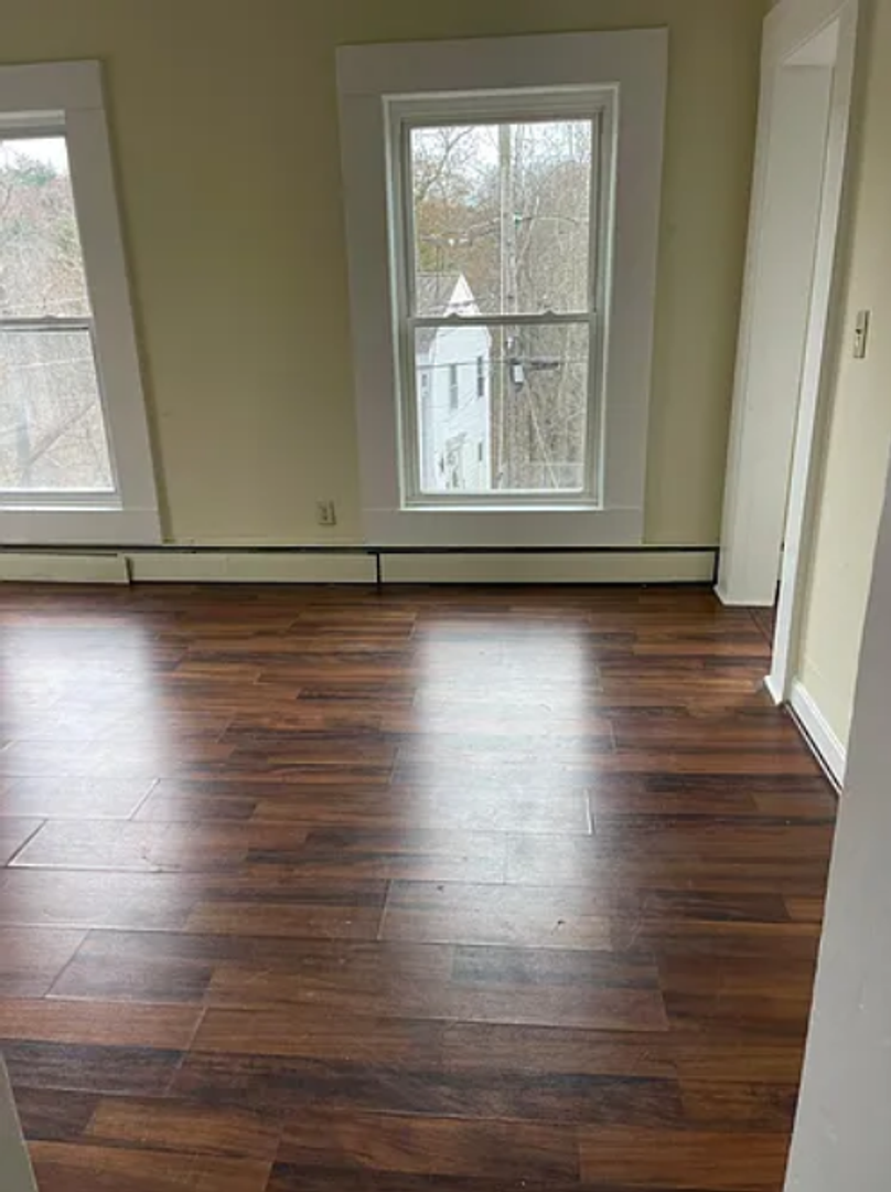 Athol Apartment: 71 Tremont St