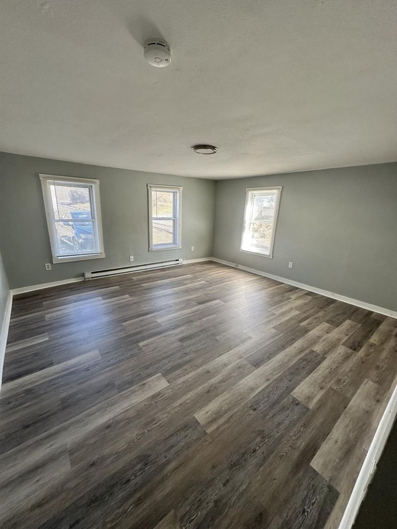 New Braintree Apartment: 14-16 Bridge Ct