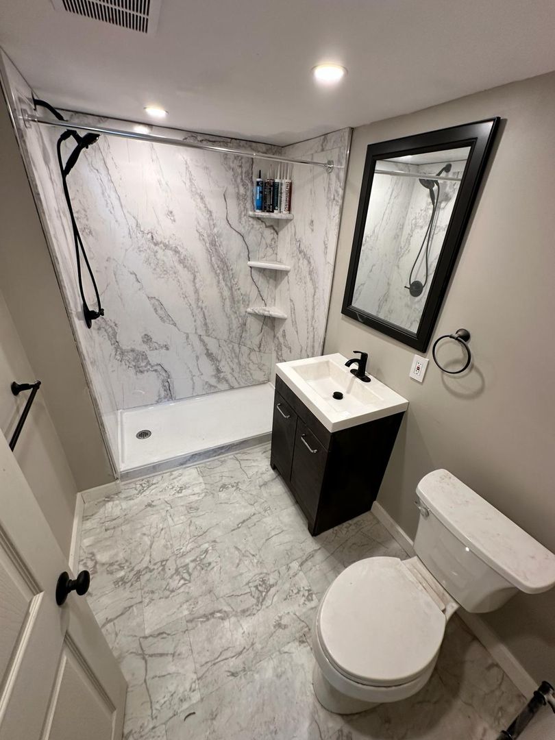 Sturbridge Apartment: 3 Auger St