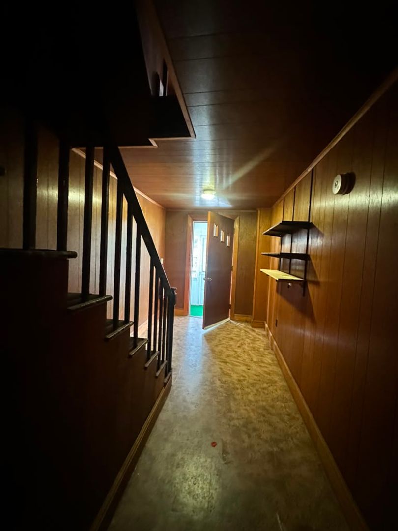 Leominster Apartment: 30 Nelson St.