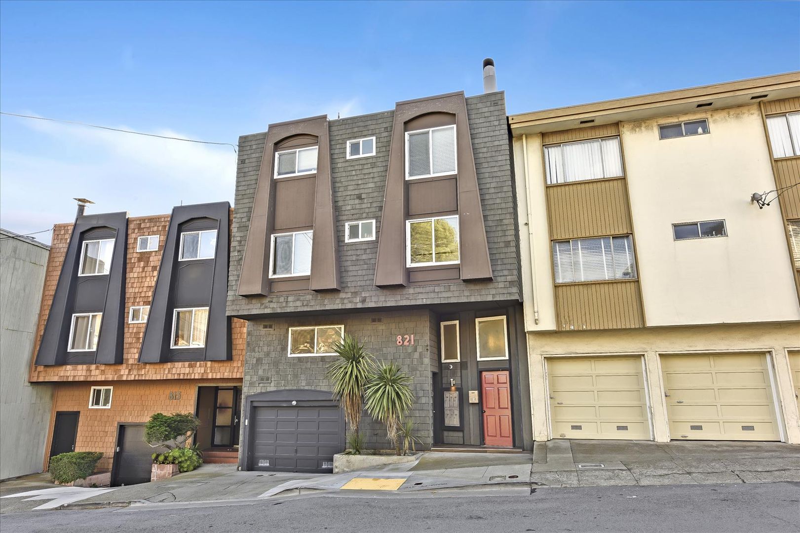 San Francisco Apartment: 821 Burnett Ave