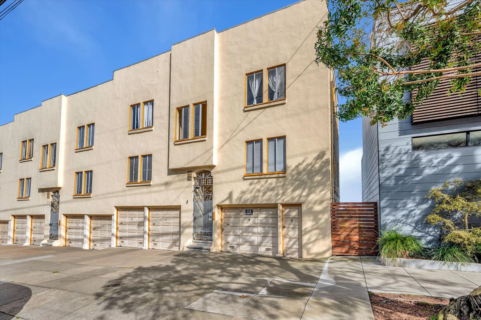 San Francisco Apartment: 4099 Cesar Chavez & 1351-1373 Noe Street