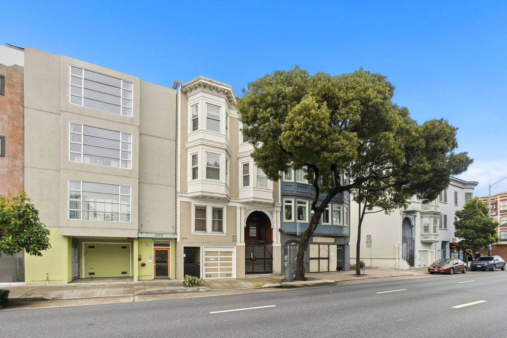 San Francisco Apartment: 1869-1873  Lombard Street