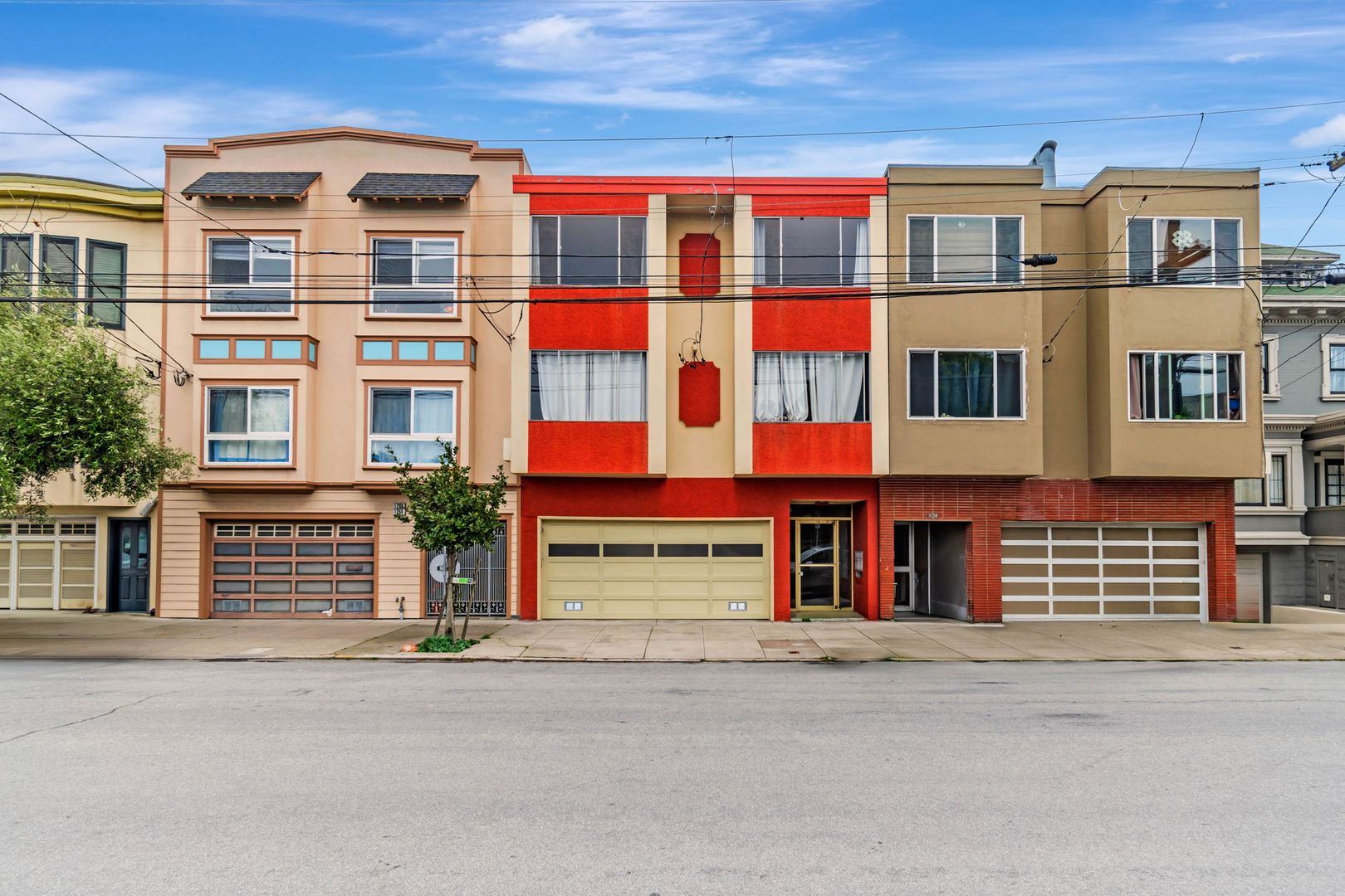 San Francisco Apartment: 1270 Funston Avenue