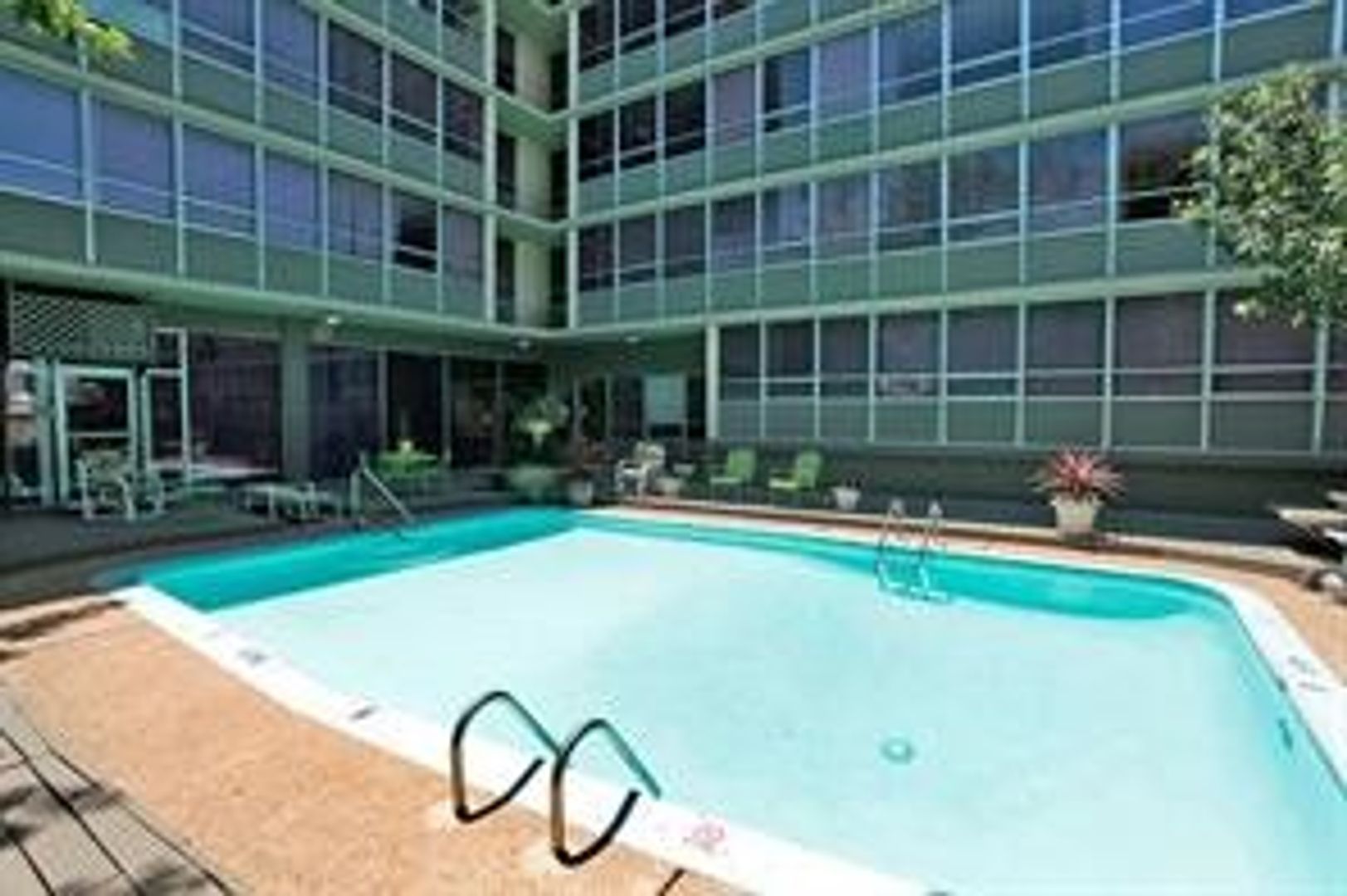 Austin Apartment: 1800 Lavaca St.