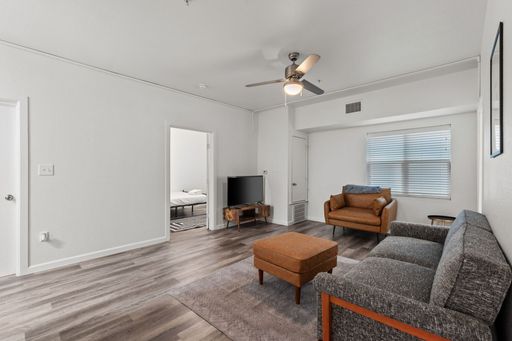West Campus 3x2 @ Avon Apartments - Furnished Negotiable – photo 1