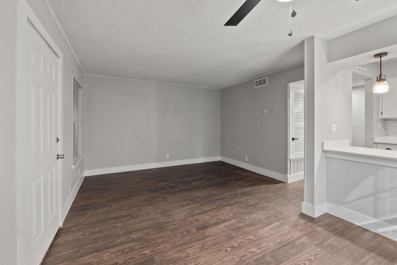 Austin Apartment: 1220 W. Anderson Lane
