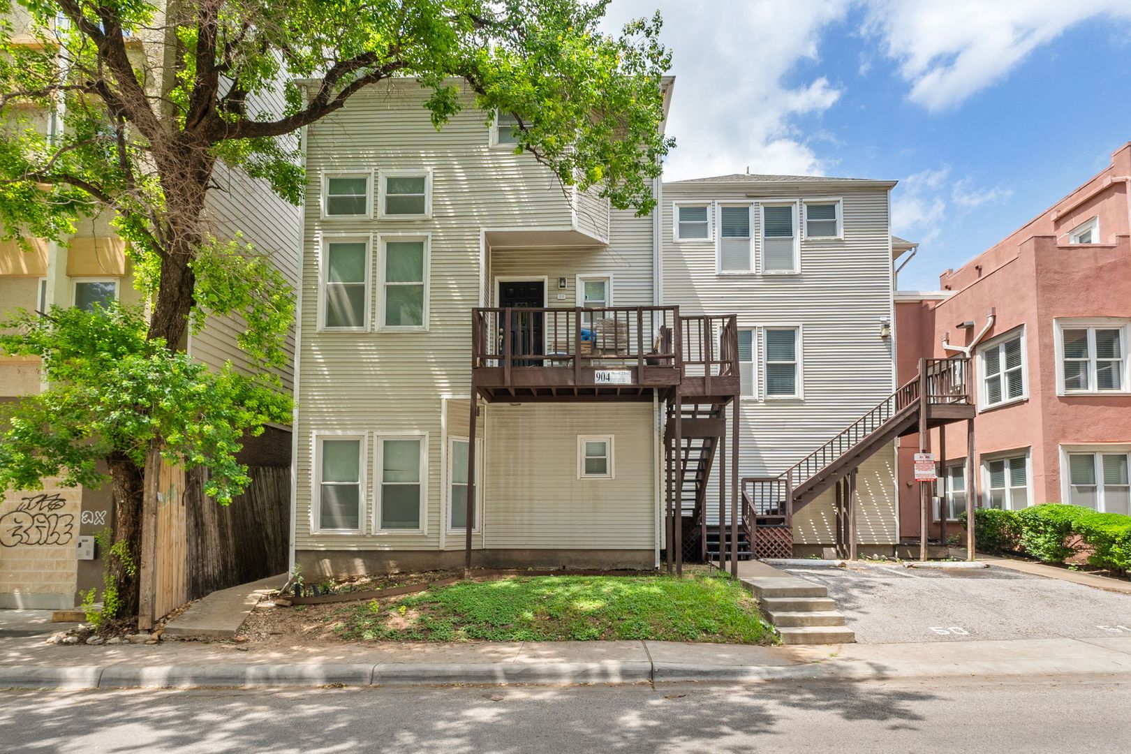 Austin Apartment: 904 W. 21st St