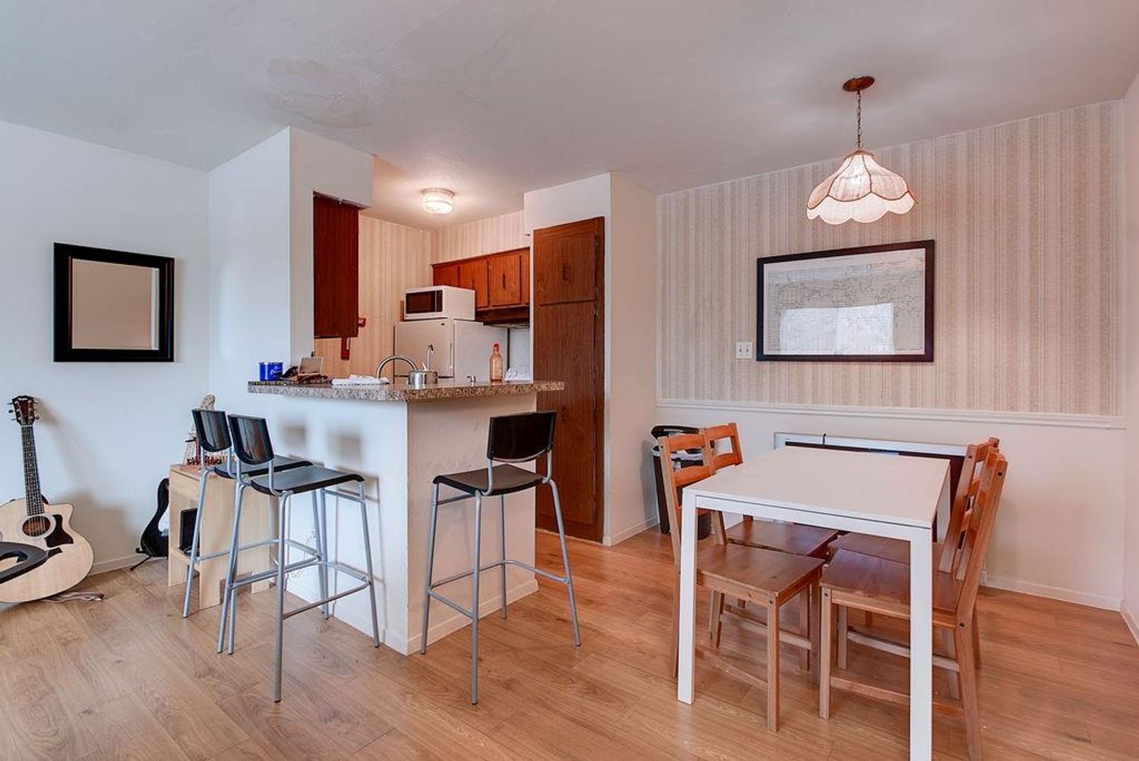 Austin Condo: 2207 Leon St. #206