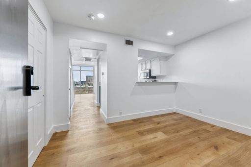 Spacious 2x1 Loft in the Heart of Downtown Austin! – photo 1