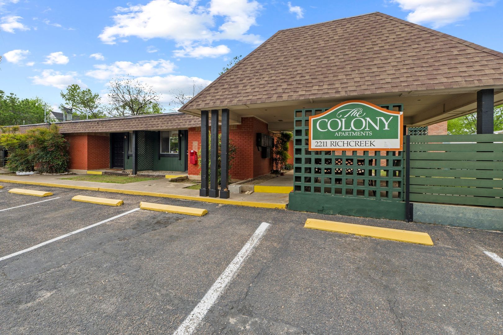 Austin Apartment: 2211 Richcreek Rd