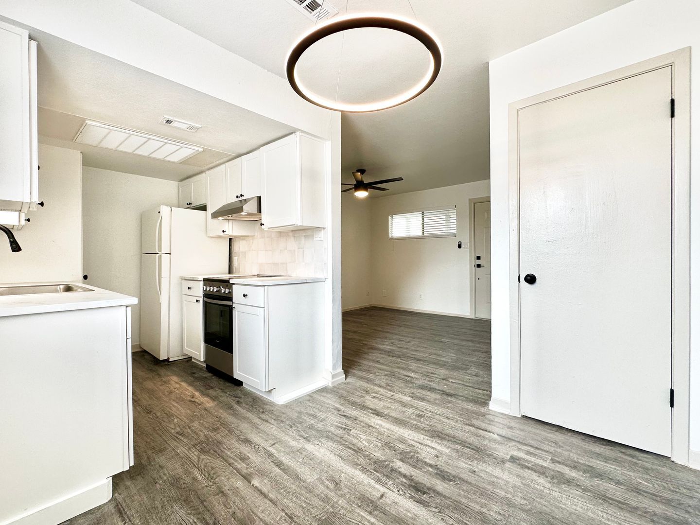 San Marcos Apartment: 1204 N LBJ Dr.