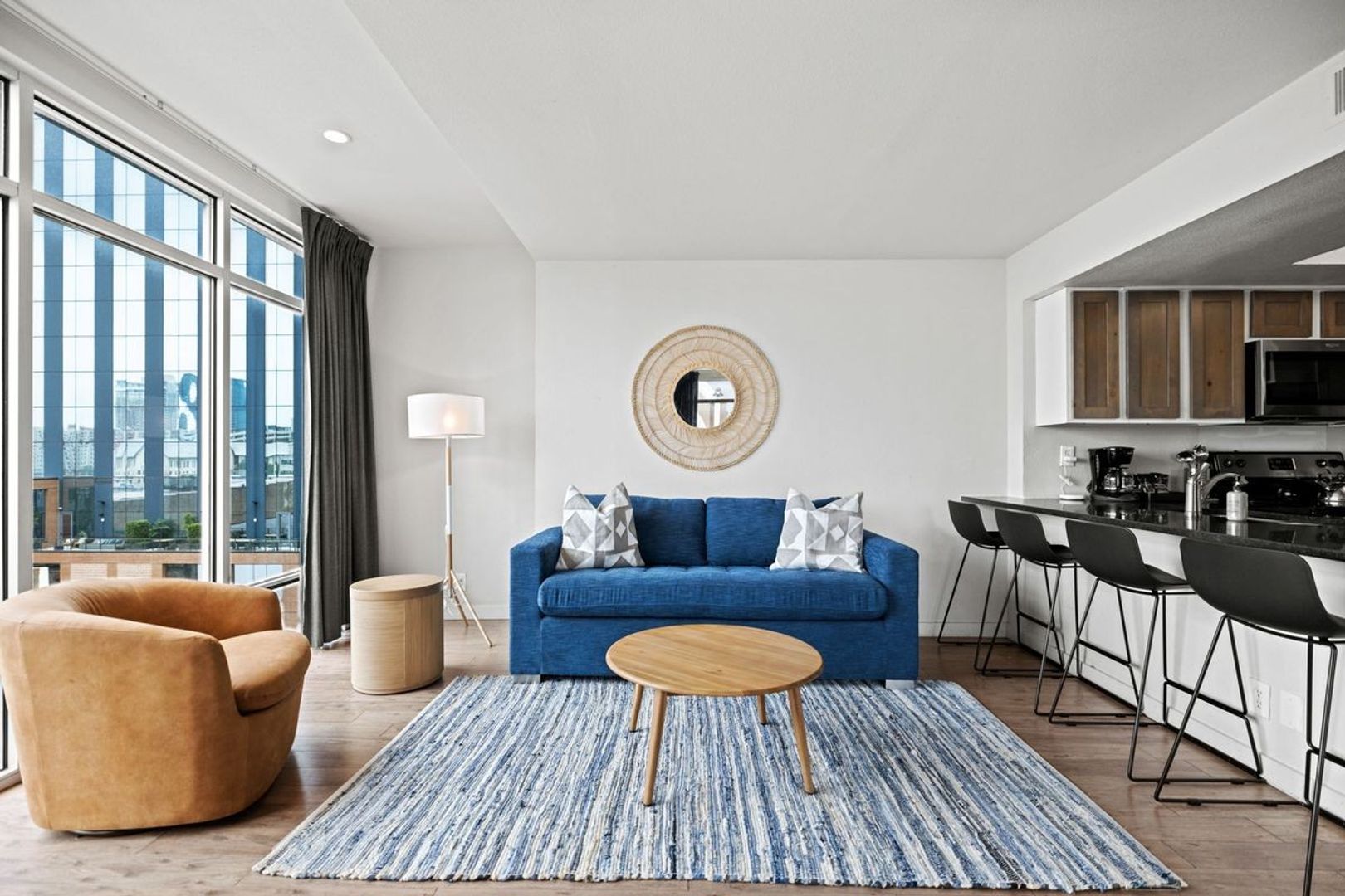 Austin Apartment: 119 E 6th St