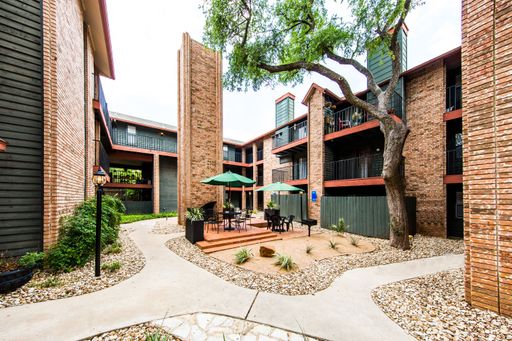 Chimney Park- Studio – photo 1