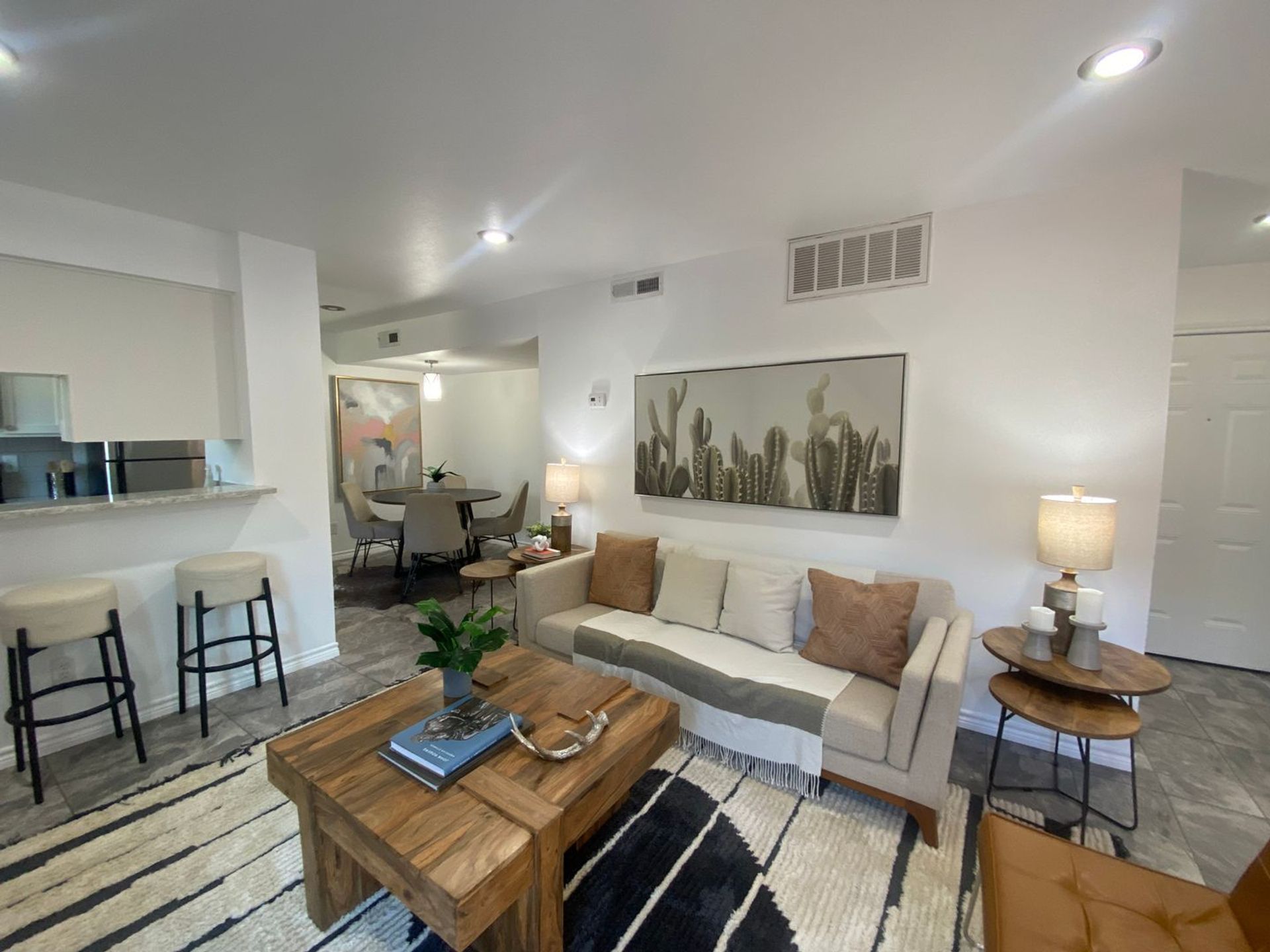 Austin Apartment: 3819 Southway Dr.