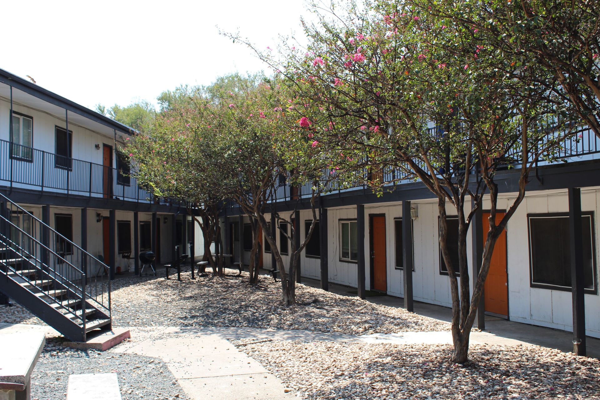 Austin Apartment: 6103 Manor Rd