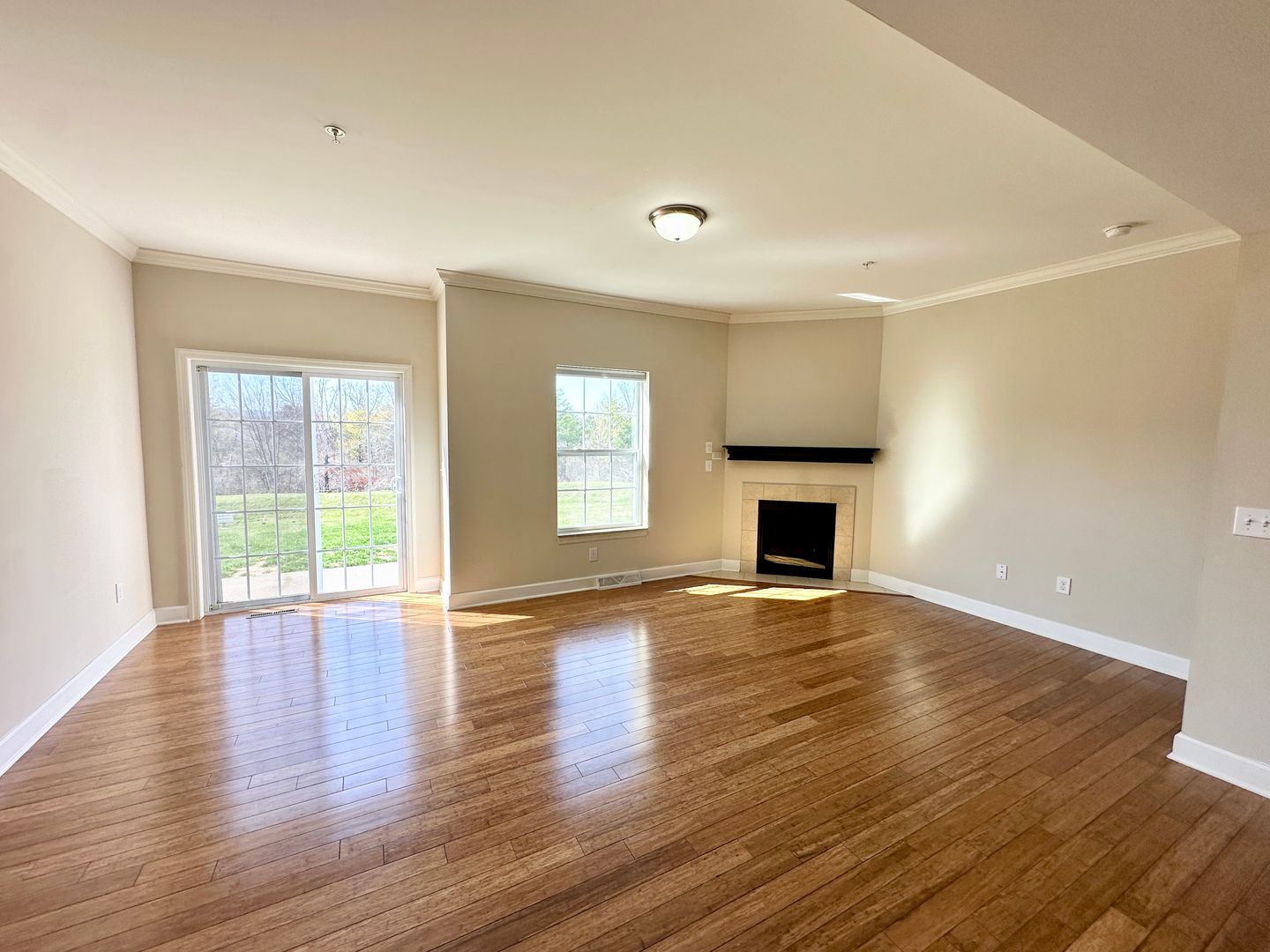 Glenmont Apartment: Iris Street & Bluebird Lane