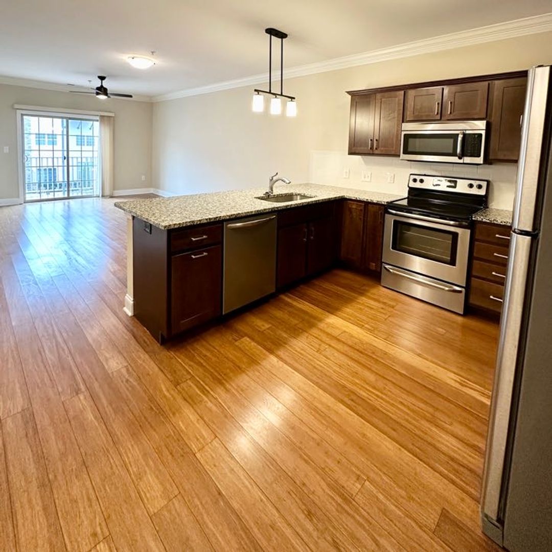 Gansevoort Apartment: 665 Route 9