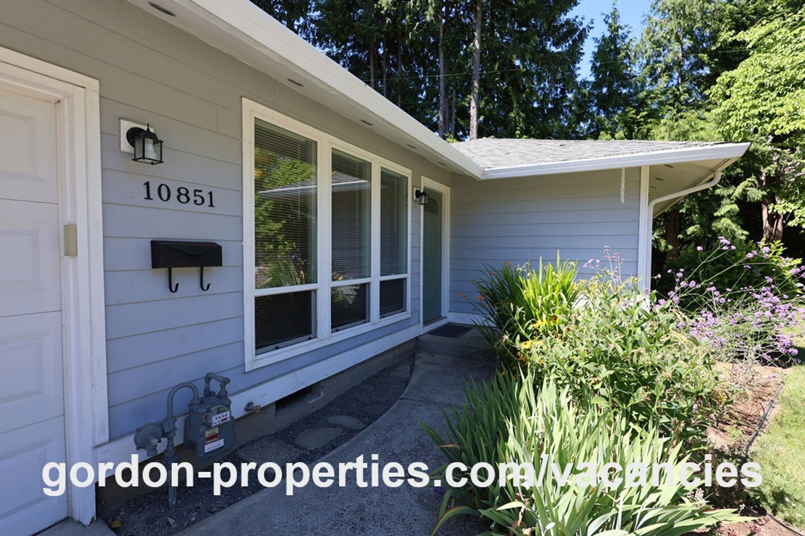 Milwaukie House: 10851 SE Garrett Drive