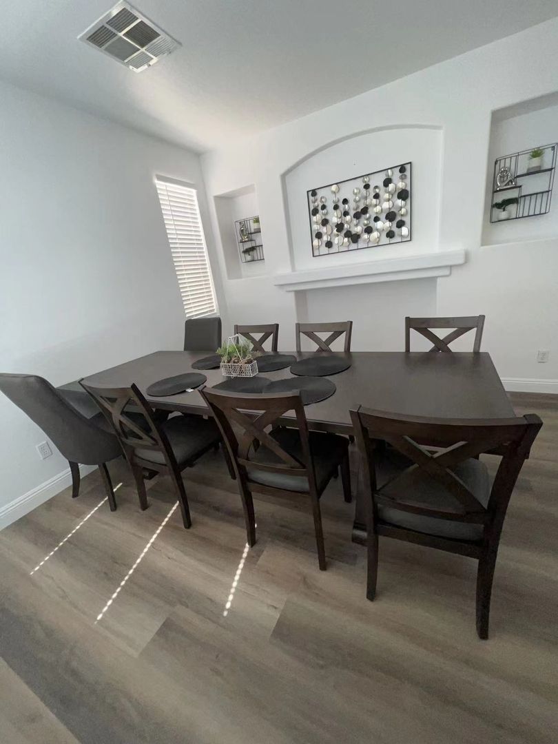 Las Vegas House: 4570 Sparwood Dr