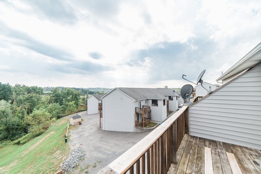 100-1400 Pinnacle Heights Drive, Morgantown, WV 26505