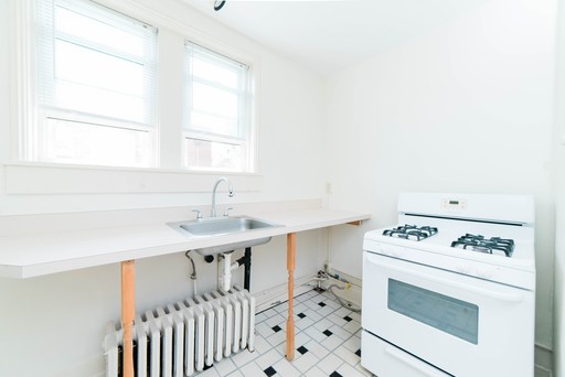 126 Central Square - Unit 05, Mt. Lebanon, PA 15228