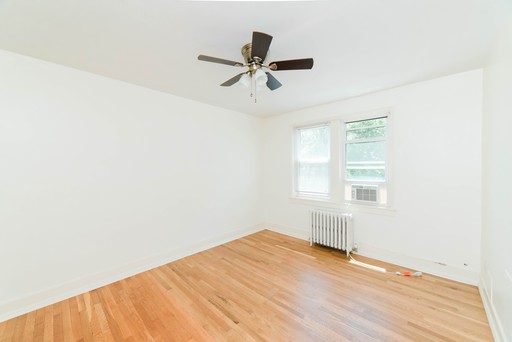 126 Central Square - Unit 05, Mt. Lebanon, PA 15228