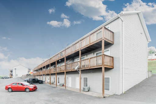 100-1400 Pinnacle Heights Drive, Morgantown, WV 26505