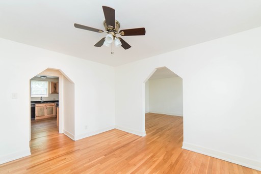 126 Central Square - Unit 05, Mt. Lebanon, PA 15228