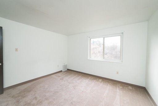 64 Sylvan Drive, Beaver Falls, PA 15010