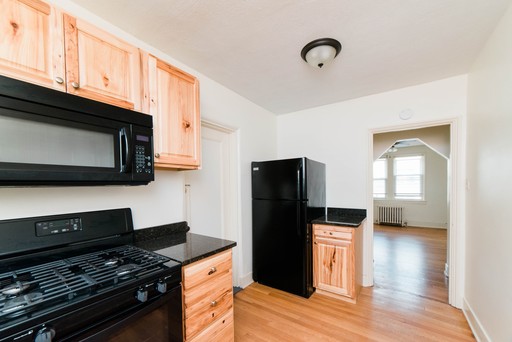 126 Central Square - Unit 05, Mt. Lebanon, PA 15228