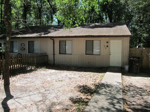 3BR/2BA Tower Oaks Condo – photo 1