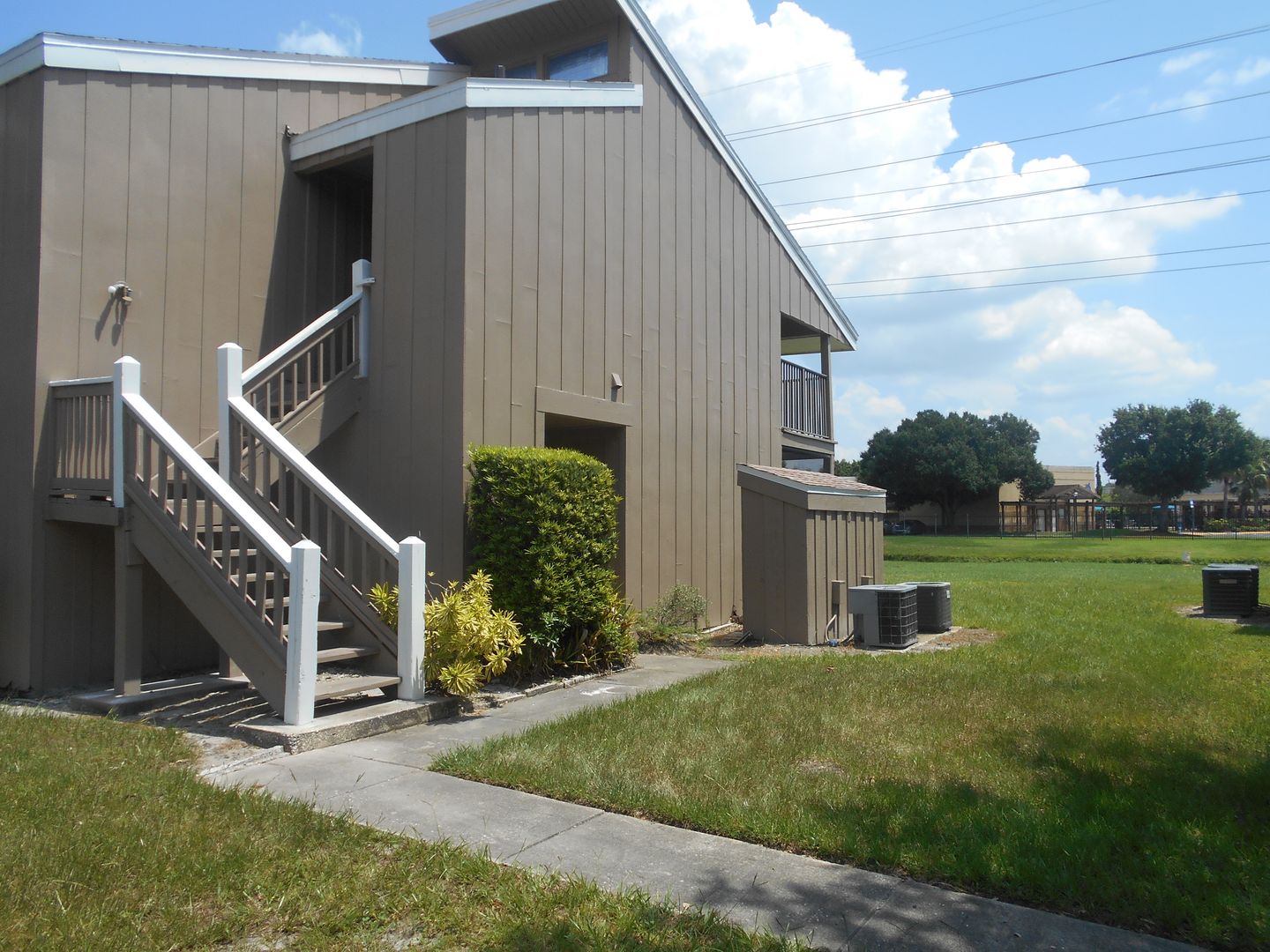 Orlando House: 5771 Peregrine Ave Unit 30-A01-1