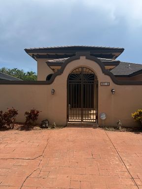 8310 NW 162 Street – photo 1