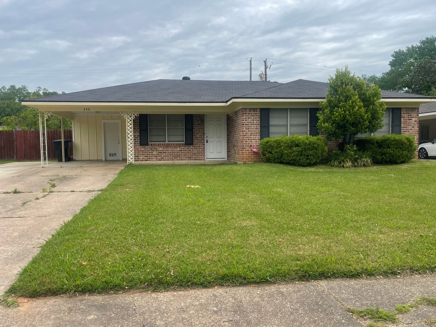 Shreveport House: 346 Wayne Drive