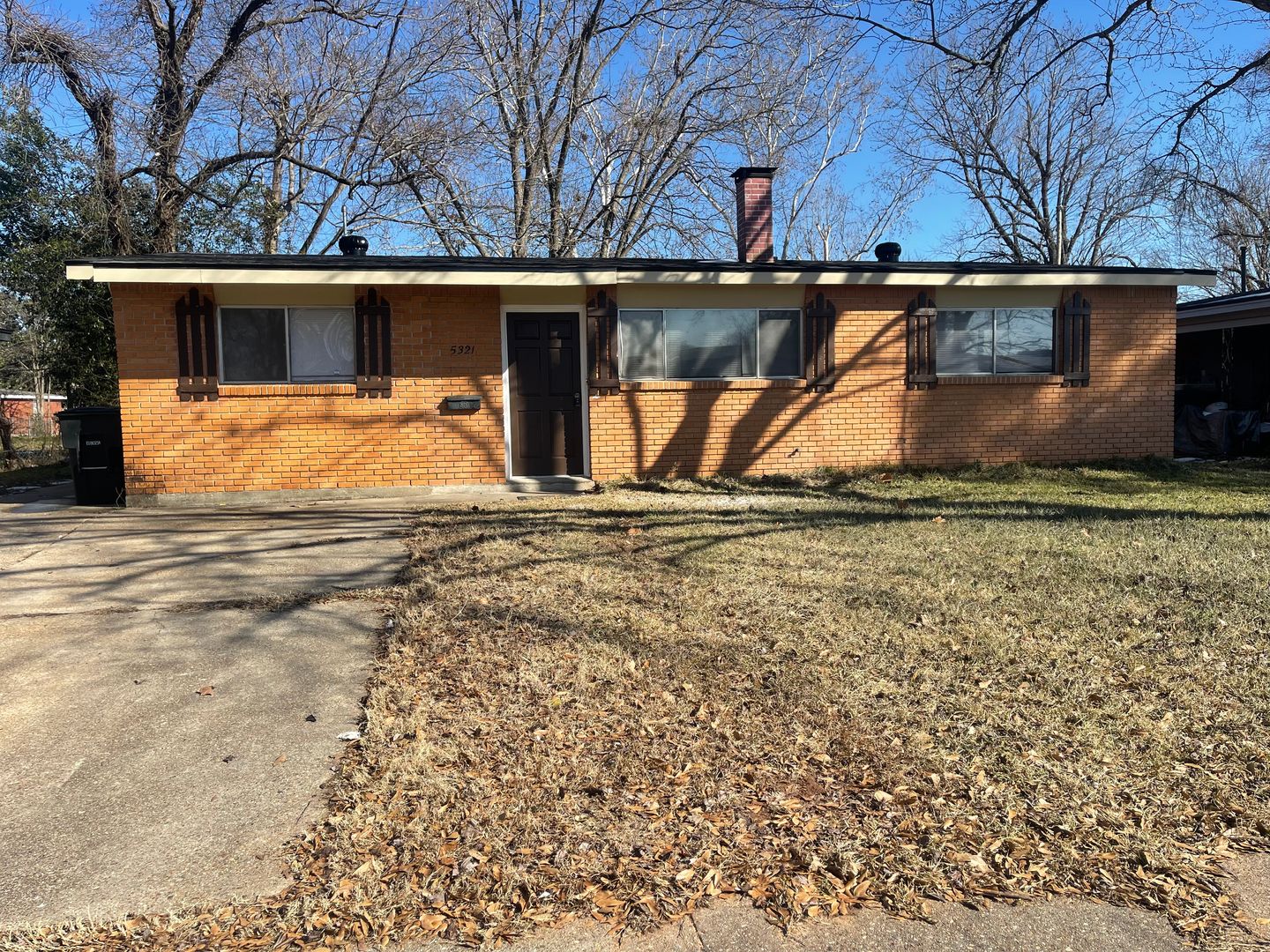 Bossier City House: 5321 Carnation Street