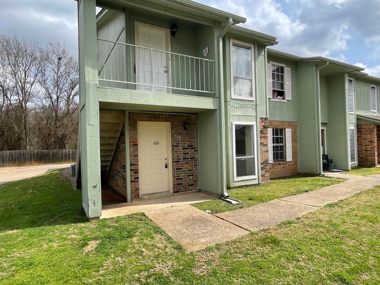 Bossier City House: 5705 East Texas Street #116