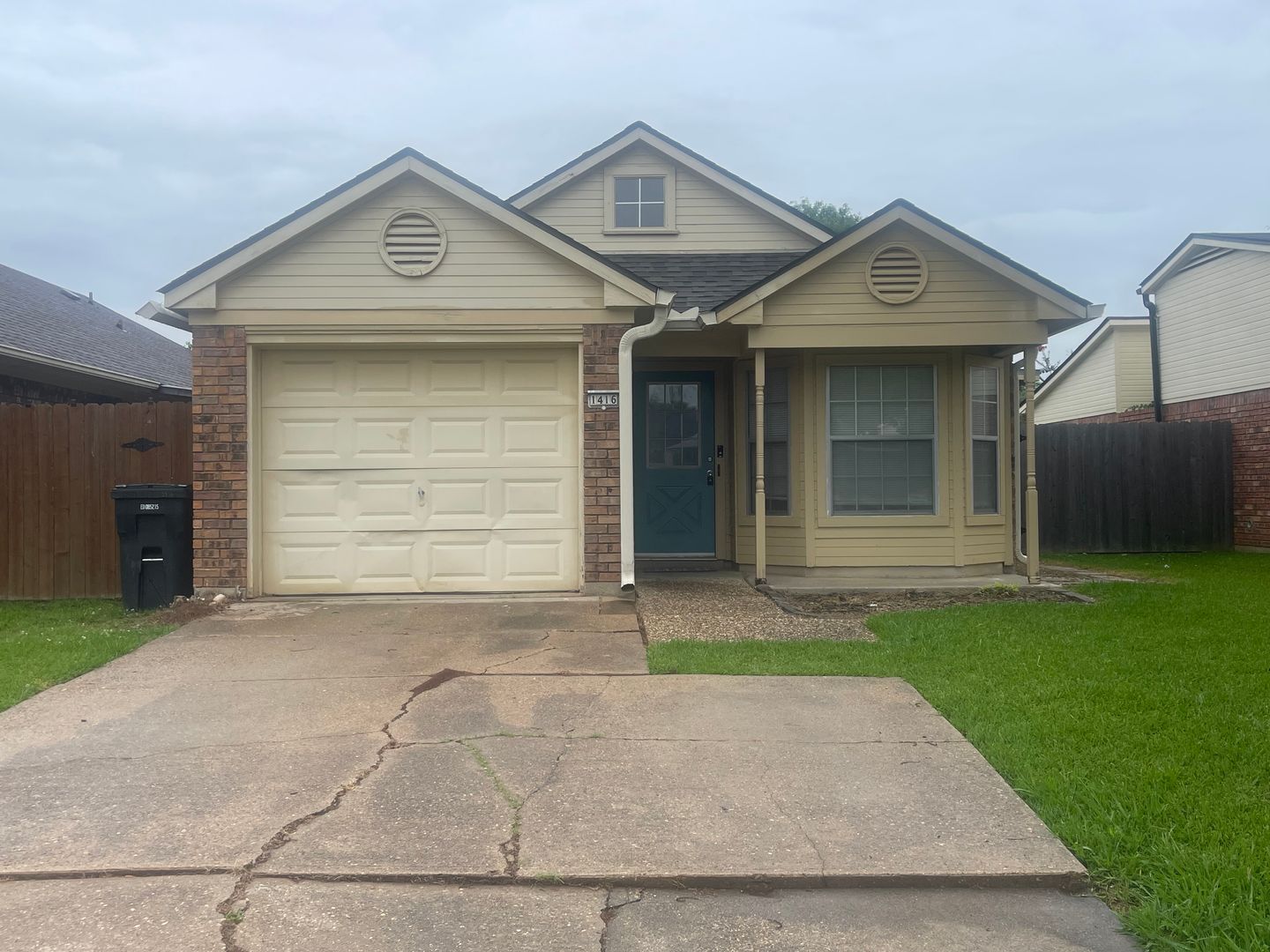 Bossier City House: 1416 Williamsburg Drive
