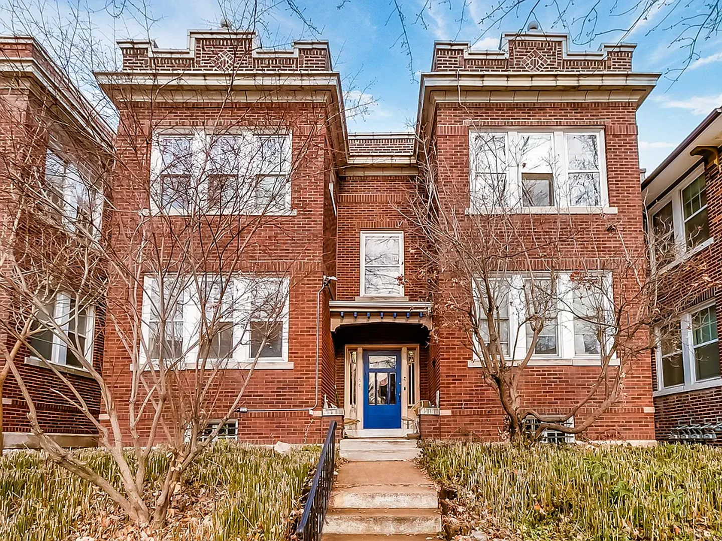 St. Louis Apartment: 4219-4221 Botanical Ave.