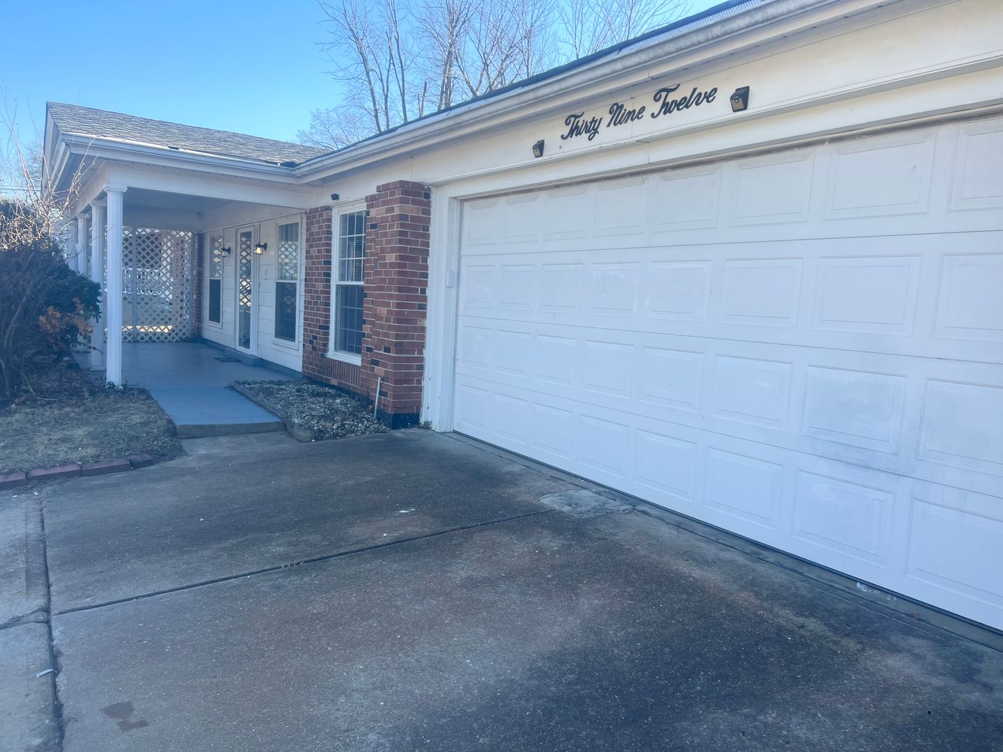 St. Louis House: 3912 Manorwood Dr - 3912 Manorwood Dr