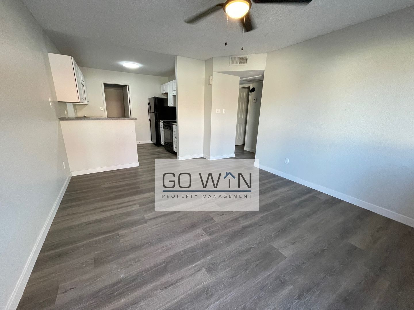 Mesa Apartment: 423 E 9th Ave