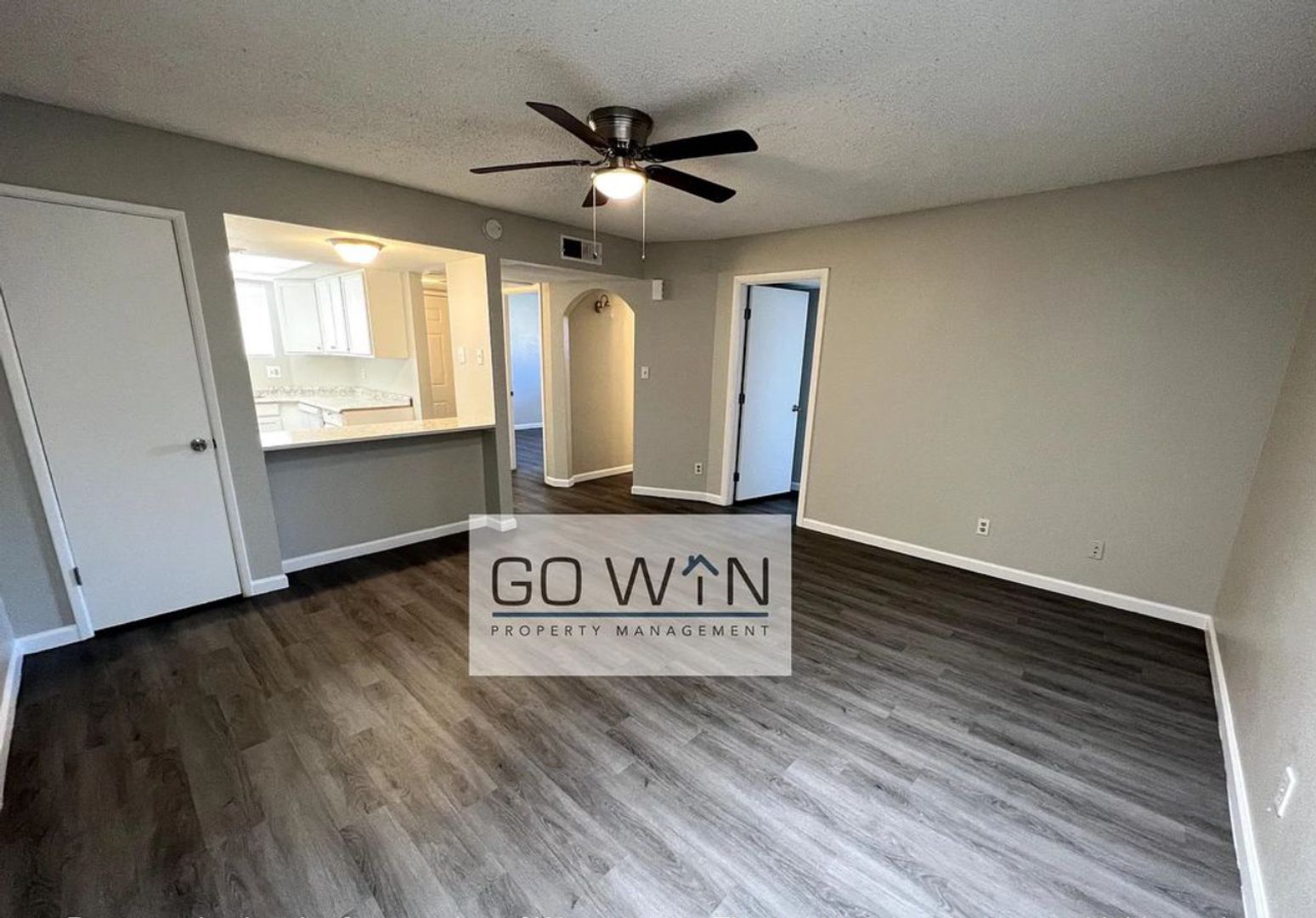 Phoenix Apartment: 1212 West Mountain View Road