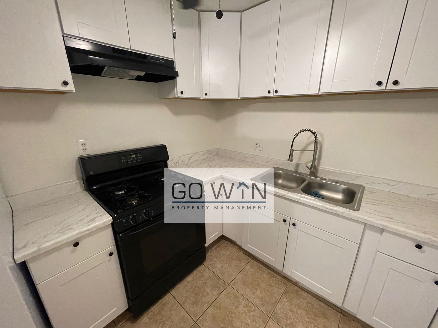 Mesa Apartment: 608 N Drew St E