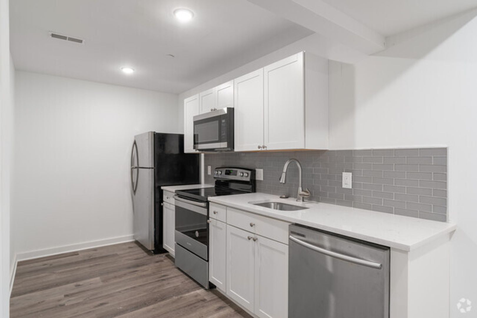 Philadelphia Apartment: 1254 N. Carlisle Street