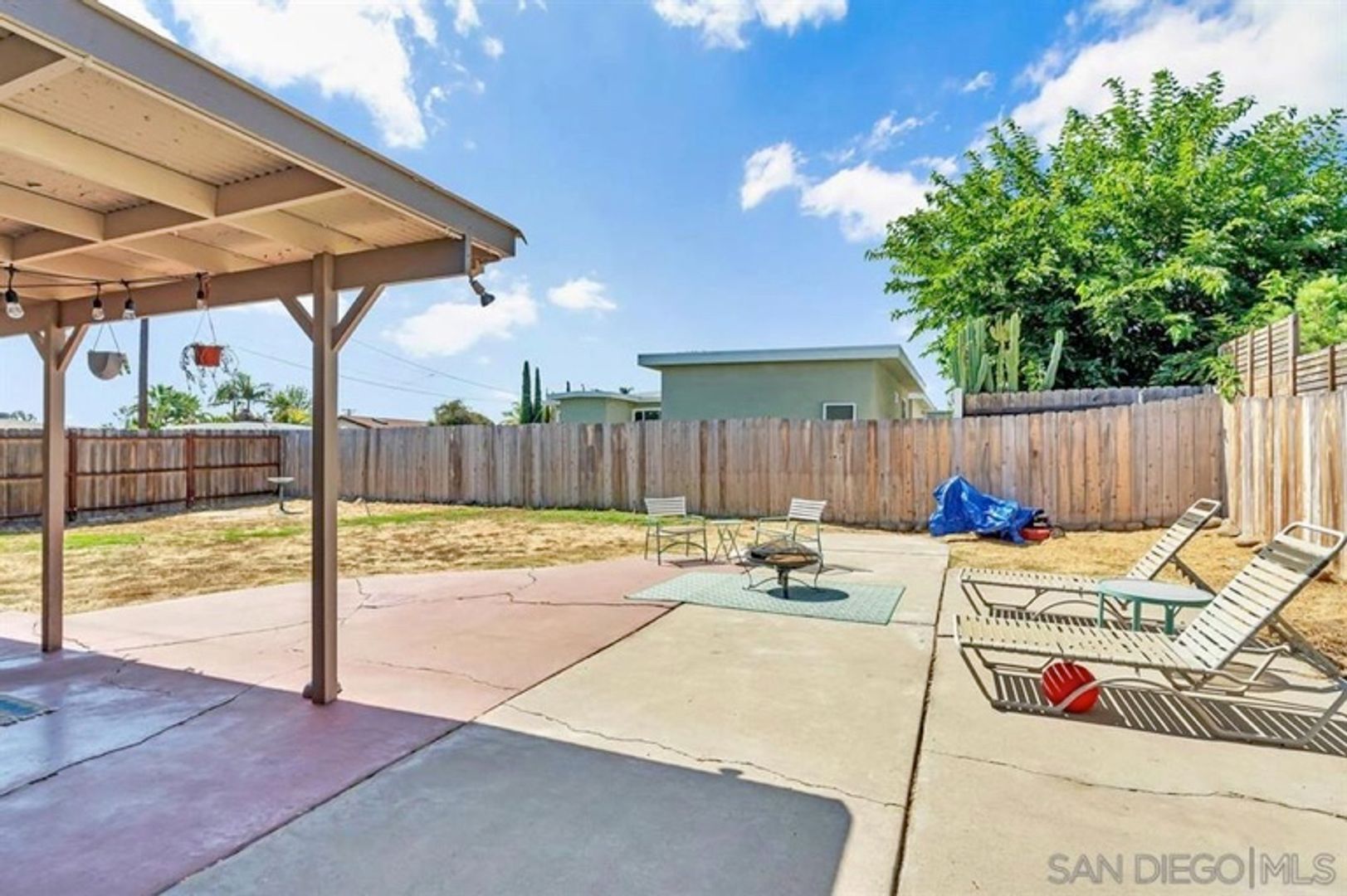 San Diego House: 6465 Julie Street