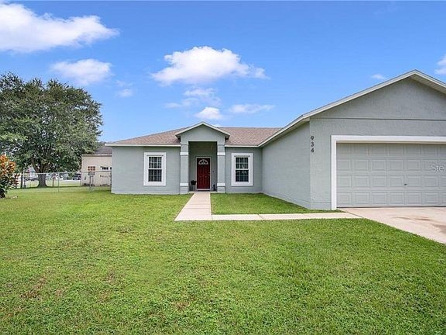 Kissimmee House: 934 Gloucester Court