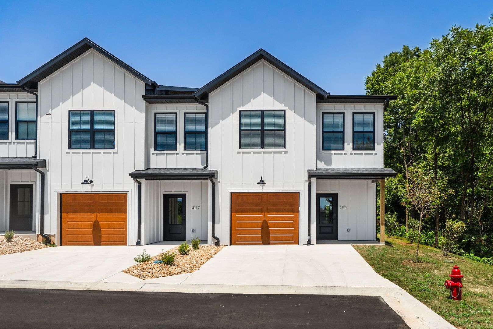 Ozark Apartment: 2191 W Parkview Ave