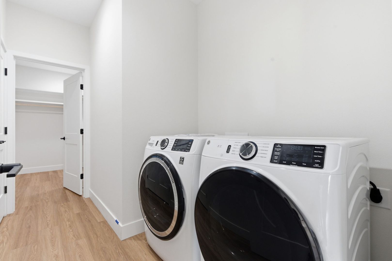 Laundry room at The Reserve at Olde Ivy (4 of 5)