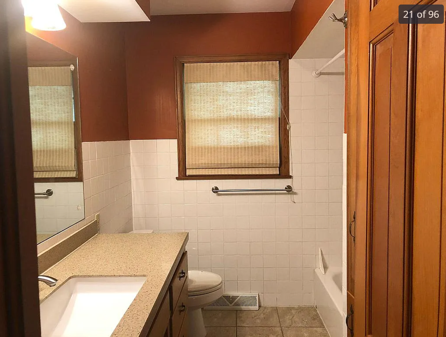 Springfield House: 2308 S Hampton Ave